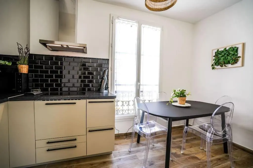 Tranquil Retreat In The 16Th Arrondissement Apartment Paris